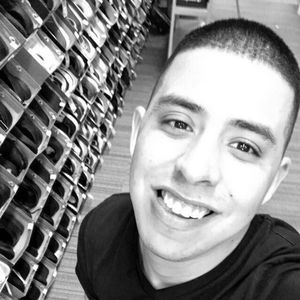 Meet your Posher, Emanuel